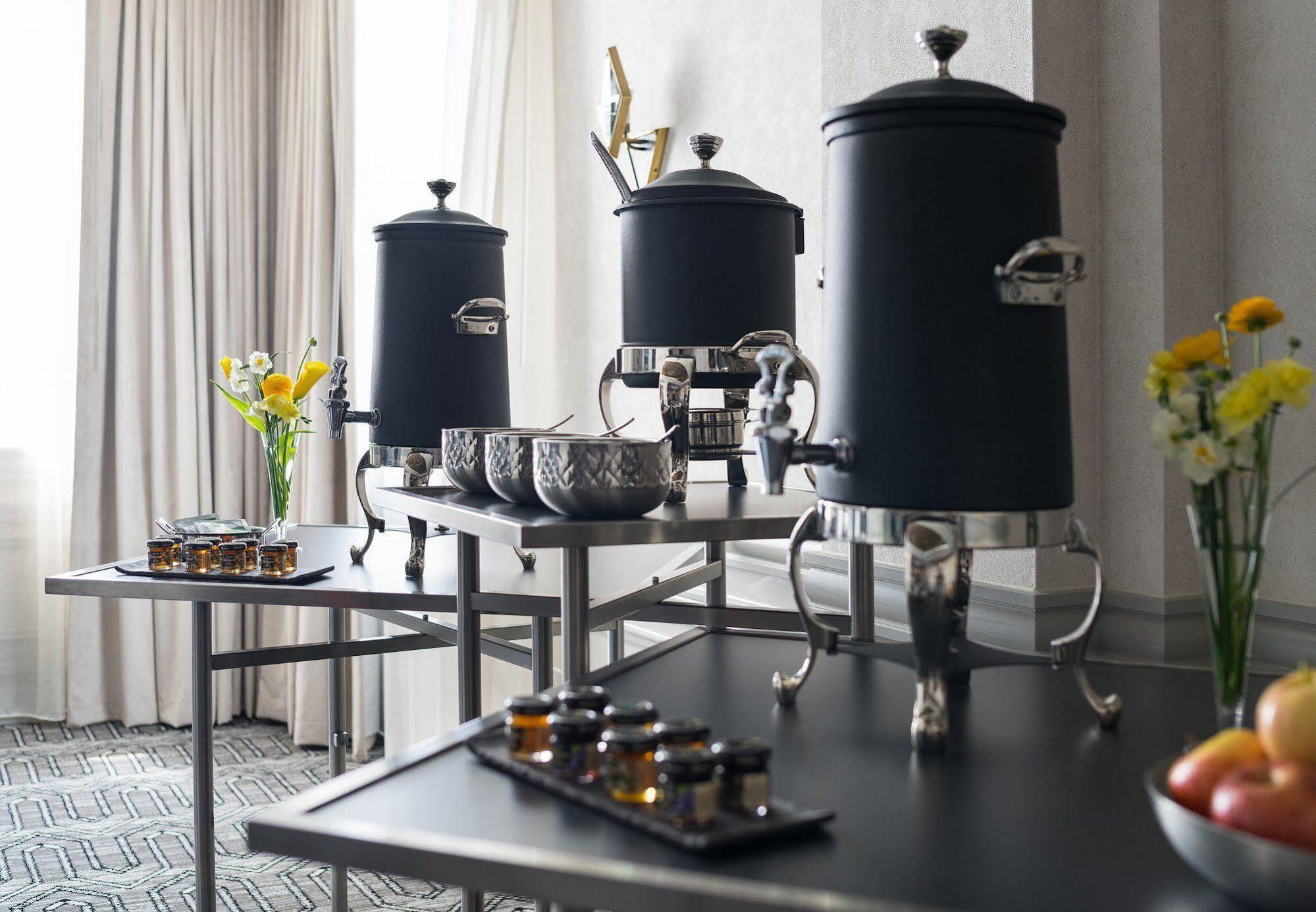 Hotel Leveque, Autograph Collection Columbus Bagian luar foto